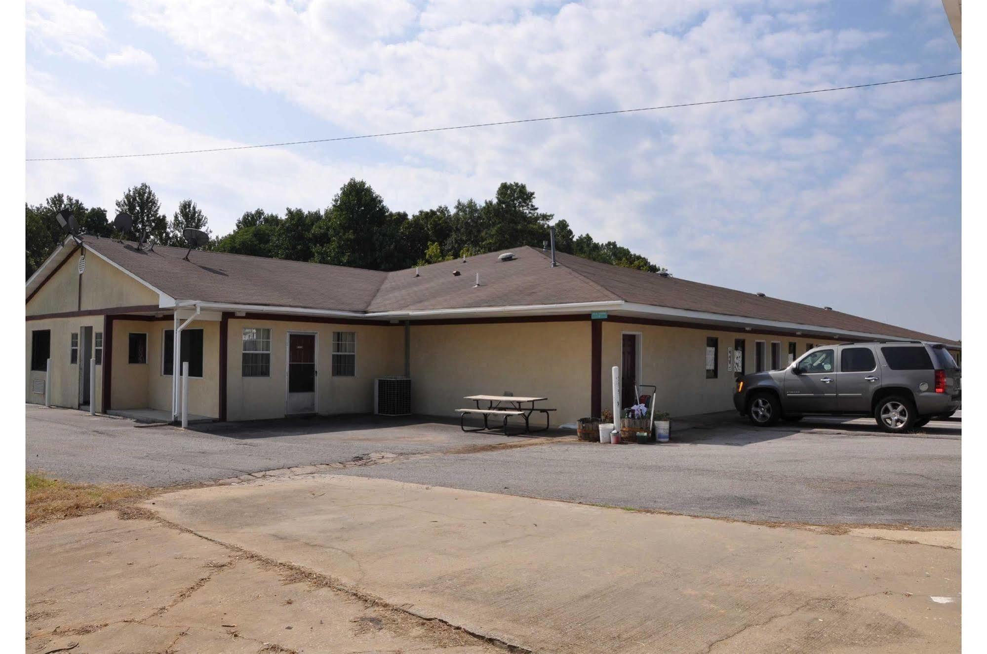 Budget Inn Elkmont Exteriör bild